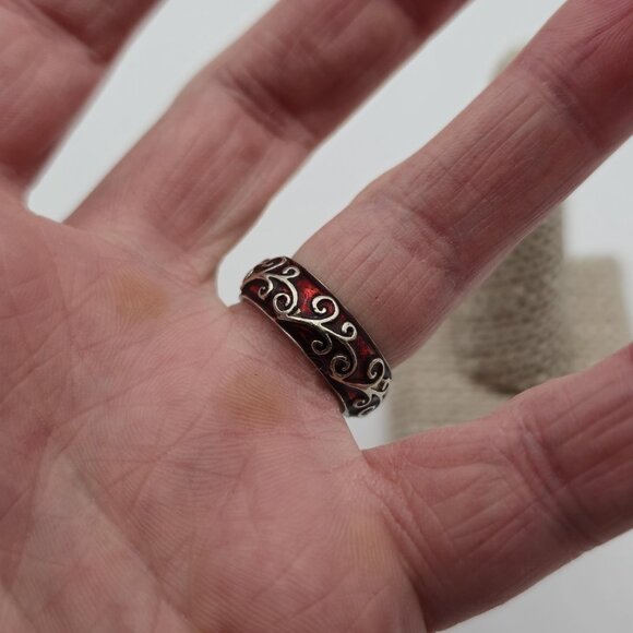 Size 7 Sterling Silver Red Enamel Floral Vine Style Ring A2614 - Picture 3 of 7